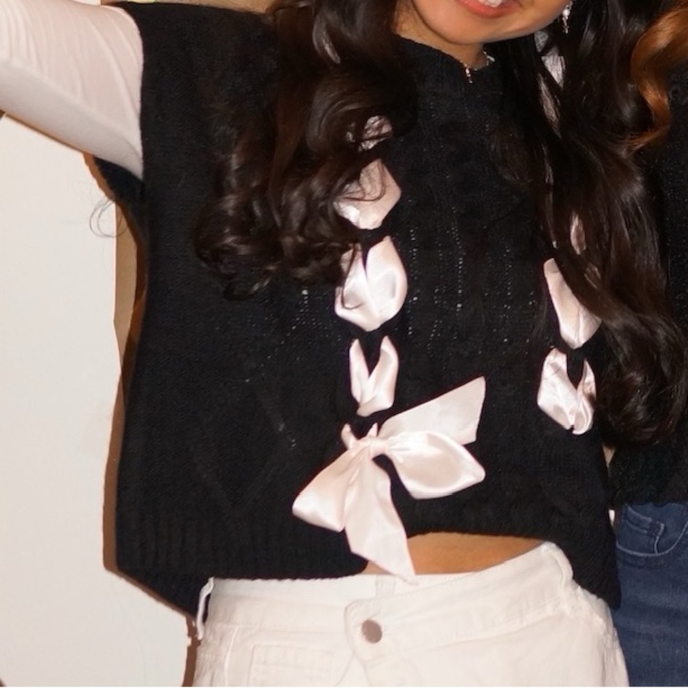Sweater - Picture 3 of 3